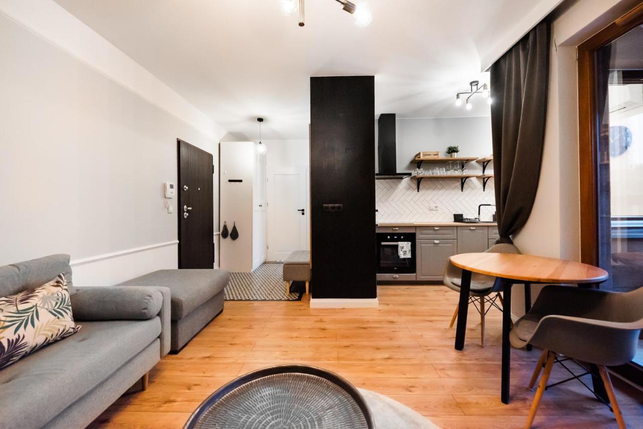 Grzybowska Luxury Apartment Варшава Екстер'єр фото