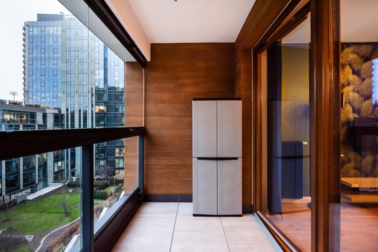 Grzybowska Luxury Apartment Варшава Екстер'єр фото
