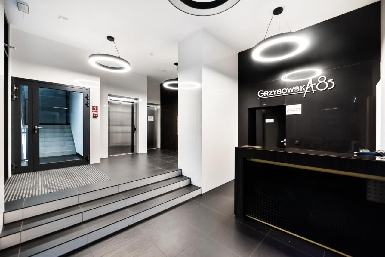 Grzybowska Luxury Apartment Варшава Екстер'єр фото