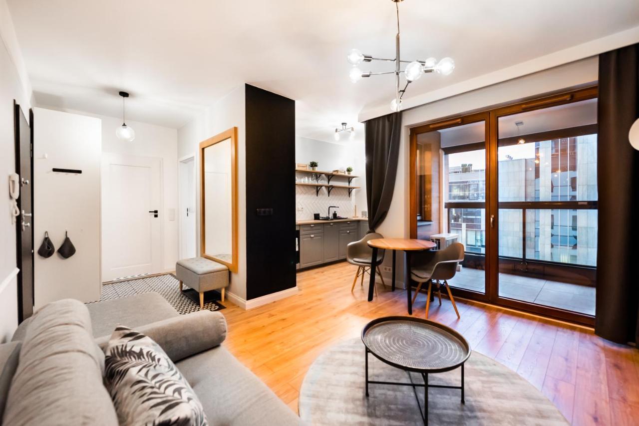 Grzybowska Luxury Apartment Варшава Екстер'єр фото