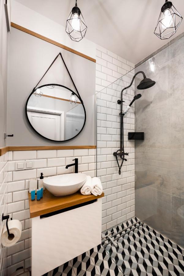 Grzybowska Luxury Apartment Варшава Екстер'єр фото